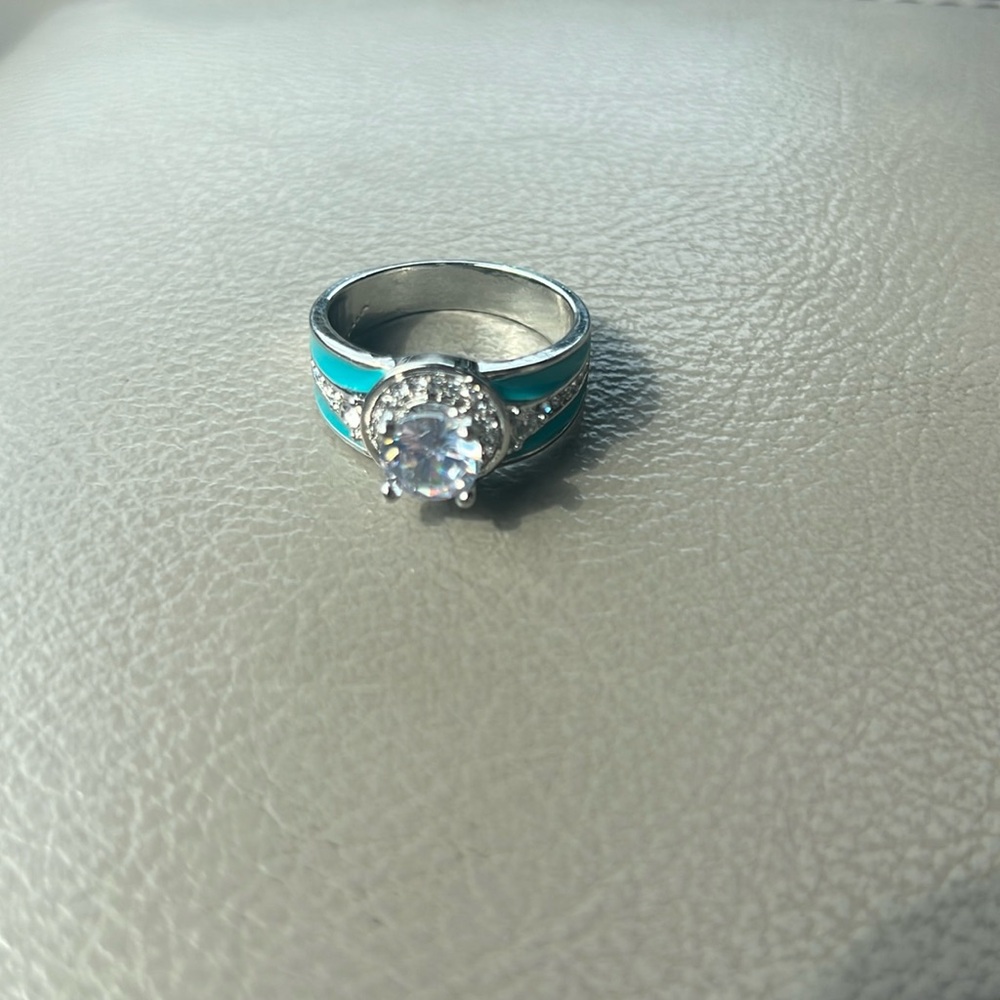 Elegant Silver and Blue Gemstone Ring